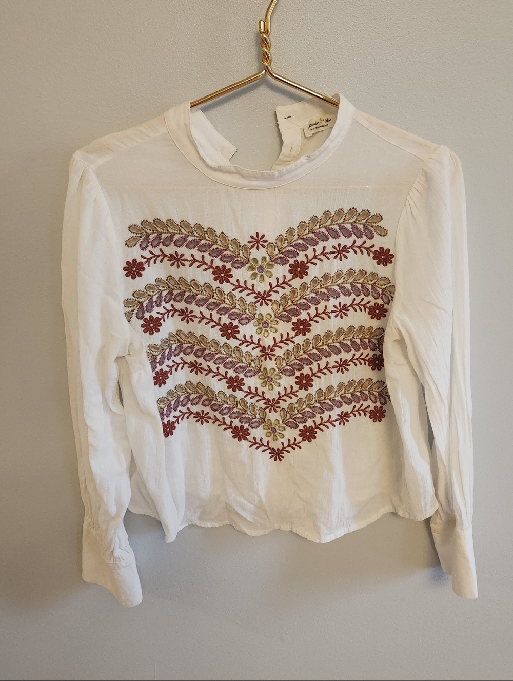 *Anthro Embroidered White Long-Sleeve Women's Top sz 10